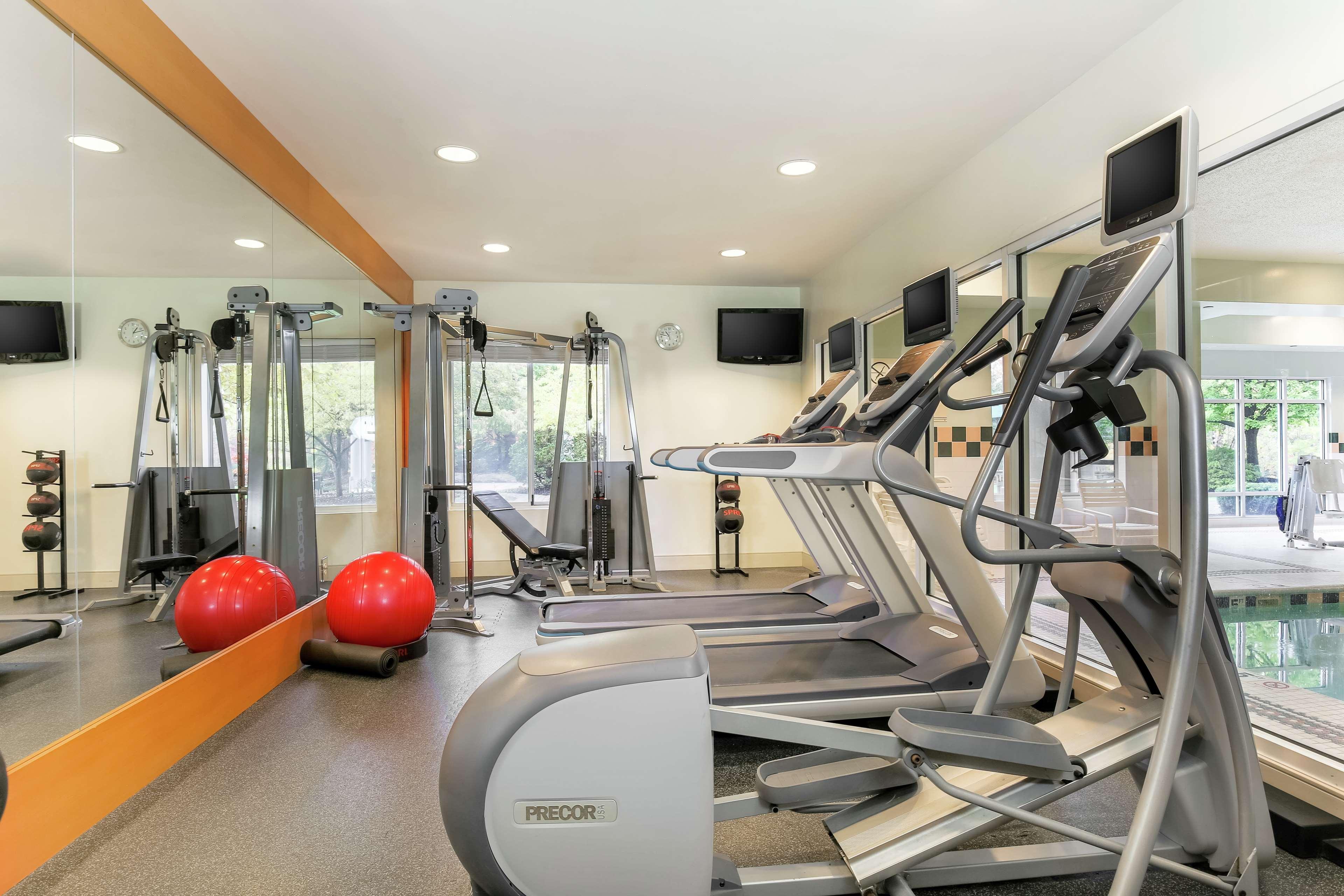 Hilton Garden Inn Cleveland/Twinsburg Екстериор снимка