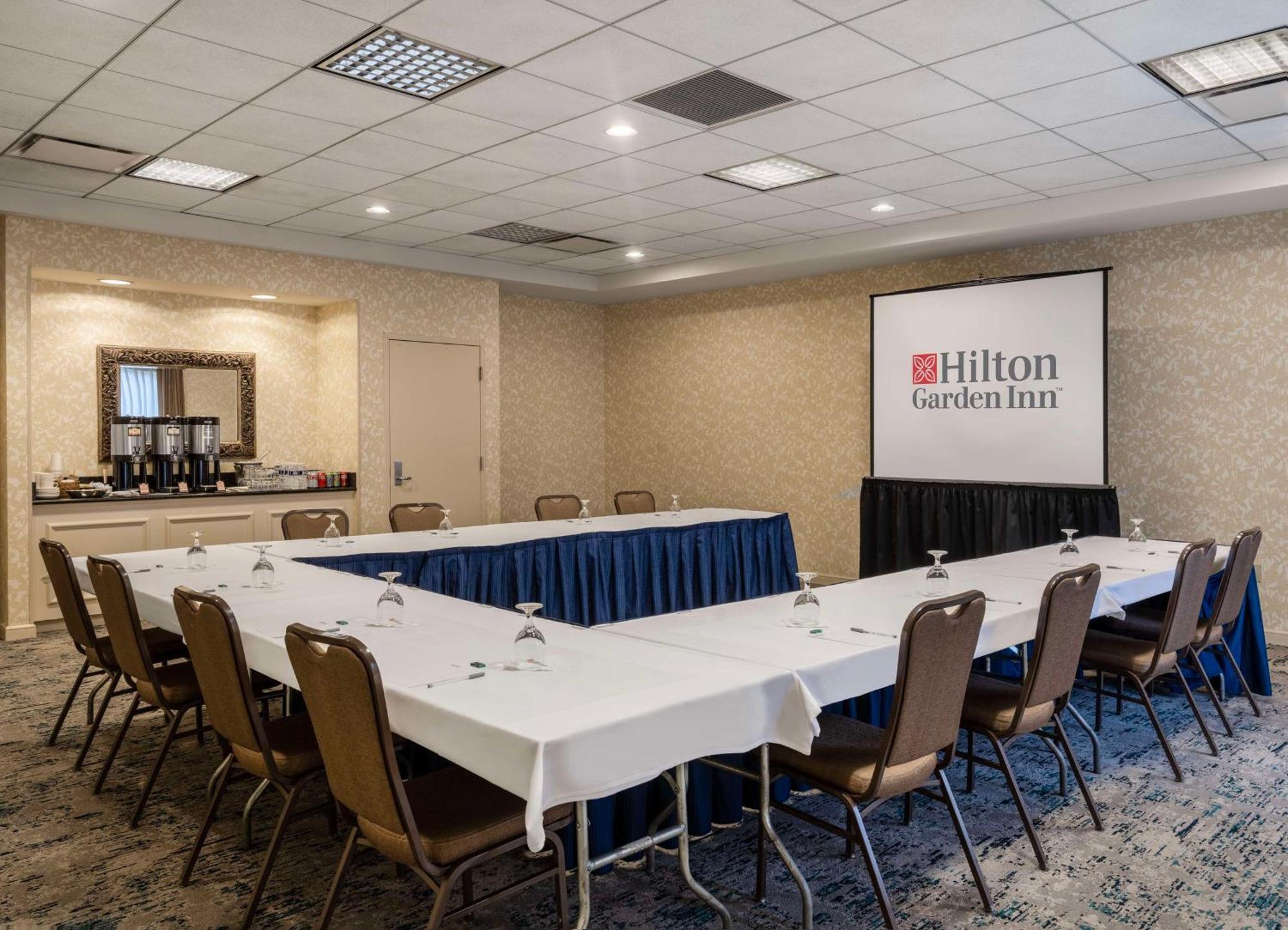 Hilton Garden Inn Cleveland/Twinsburg Екстериор снимка